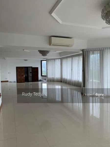 Lien Towers 4 + 1 Bedrooms - Rare Prime Exclusive Bungalow In The Air